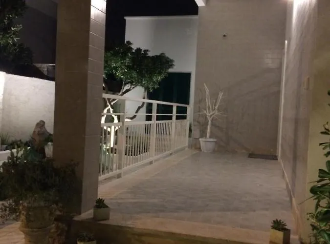 S.anna לינה וארוחת בוקר