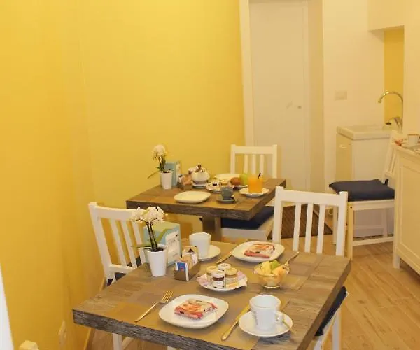 S.anna לינה וארוחת בוקר בארי